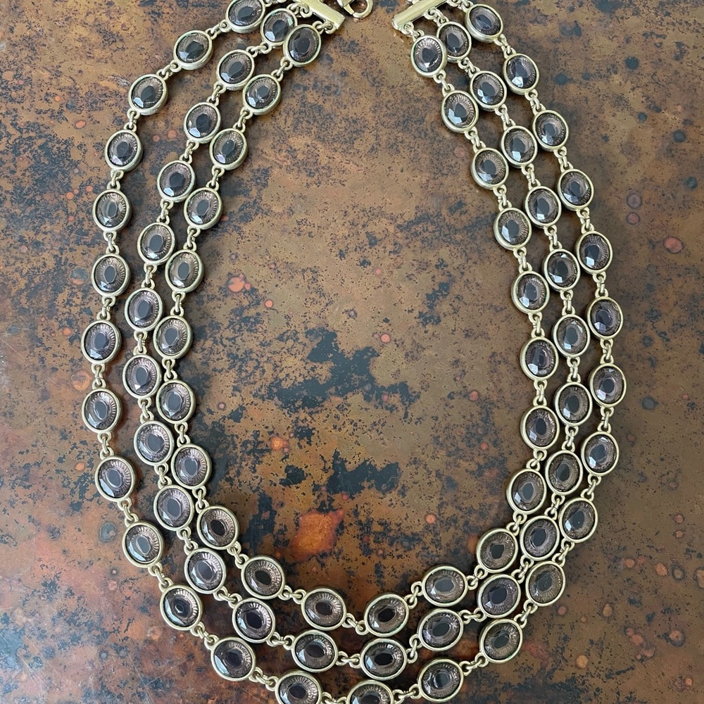 Banana Republic Elegant Triple-Strand Purple Necklace - Picture 6 of 7